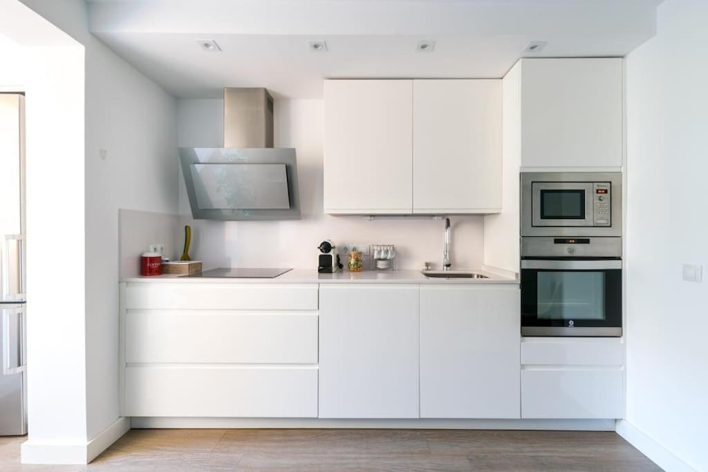 Apartamento Moderno En Triana 2 Dormitorios Y Aire Acondicionado Seville Exterior photo