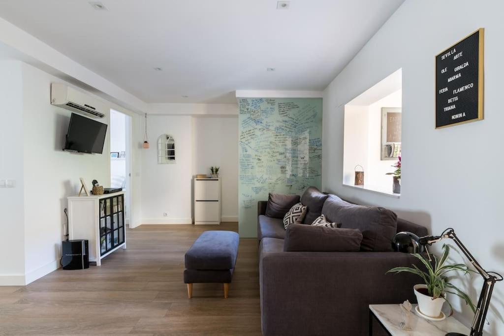 Apartamento Moderno En Triana 2 Dormitorios Y Aire Acondicionado Seville Exterior photo