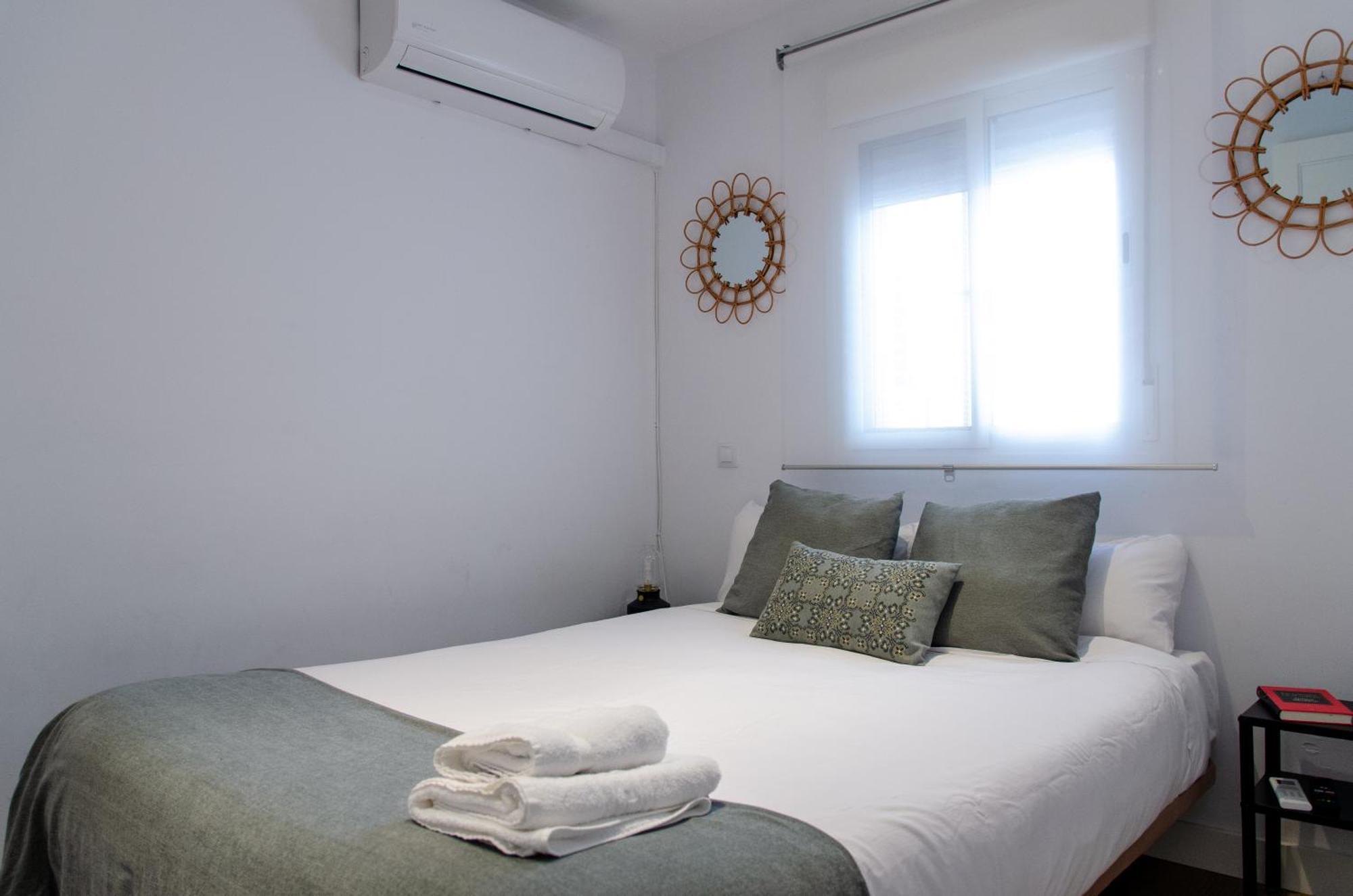 Apartamento Moderno En Triana 2 Dormitorios Y Aire Acondicionado Seville Exterior photo