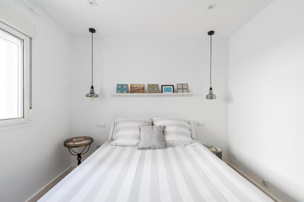 Apartamento Moderno En Triana 2 Dormitorios Y Aire Acondicionado Seville Exterior photo